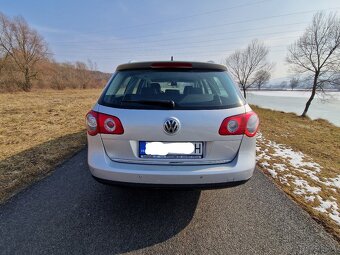 Volkswagen Passat 2.0 TDI - 11