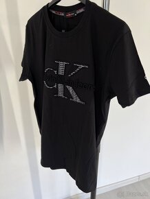 Calvin Klein tričko - 11