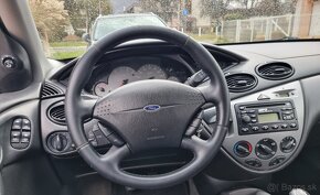 FORD FOCUS 1.6 16V 74KW - 11