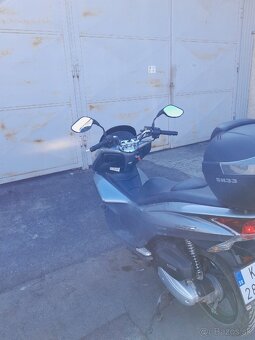 Honda pcx125 - 11