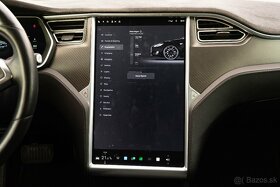 Tesla Model S 90D - 11