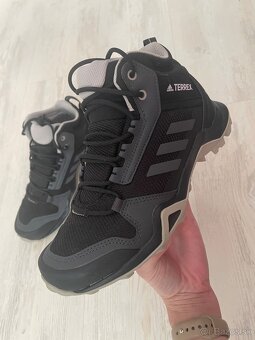 Adidas Terrex NOVE - 11