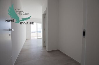 Luxusný apartmán s výhľadom na more len 30m od mora so 4x sp - 11