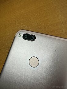 XIAOMI MI A1 4/64GB - 11