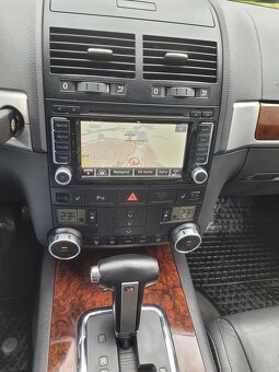 Volkswagen Touareg 3.0 V6 TDI - 11