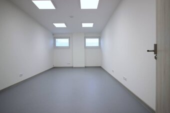 28,5 m² + 50 m² Klimatizovaná kancelária na TOP adrese v Pre - 11