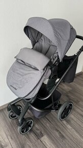 Easywalker Harvey3 a vajíčko Kiddy evolution pro2 - 11