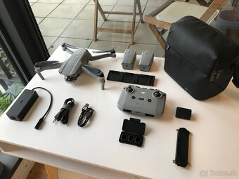 DJI Mavic Air 2 - Fly More Combo - 11