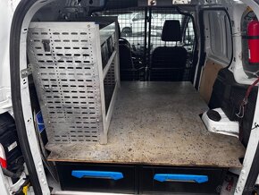 Ford Transit Courier Van 1.5 TDCi EcoBlue Trend - 11