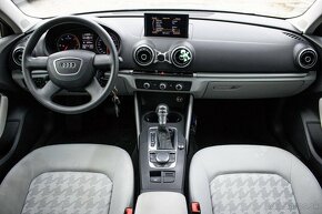 Audi A3 Sportback 2.0TDI 110kw S-tronic - 11