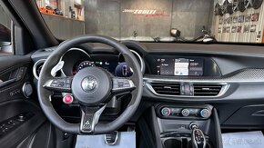 Alfa Romeo Stelvio 2.9 V6 Twin Turbo QV AWD A/T - 11