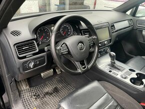 Volkswagen Touareg 3.0 d  V6 RLine - 11