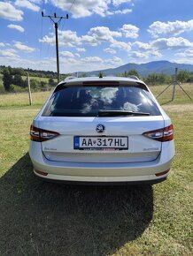 Predám škoda Superb combi 1,5tsi r.v.12.2018 - 11