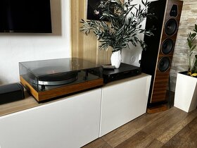 Gramofón Thorens s individualnym dizajnom - 11