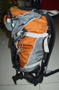 predam takmer novy turisticky ruksak/batoh HAGLOFS - 11