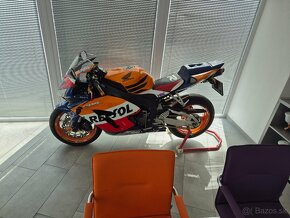 Honda CBR 1000RR FIREBLEDE - 11