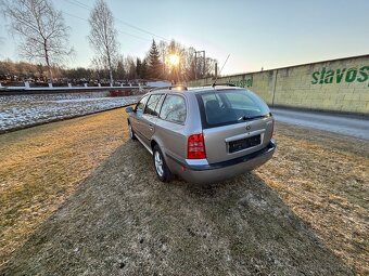 Škoda Octavia 1.9 TDI TOUR (MAX ELEGANCE),bez hrdze - 11