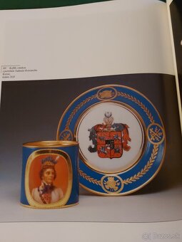 Nádherná na kriedovom papieri vydaná kniha: Porcelán - 11