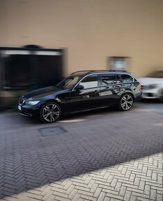 BMW 330D Touring E91 - Black, Navi Pro, Manual 6st. RWD - 11