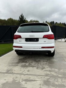 Audi Q7 - 11