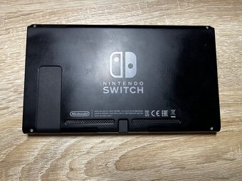 Nintendo Switch - 11