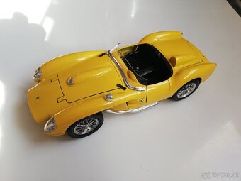 1:18 FERRARI 250 testarossa - 11