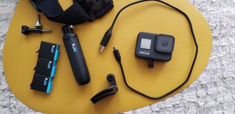 Gopro 8 black + prislusenstvo - 11