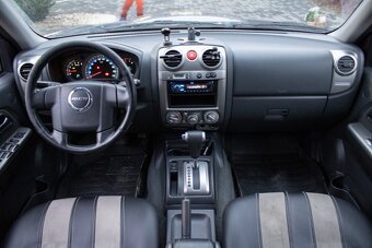 ISUZU D-MAX 3.0td predam - 11