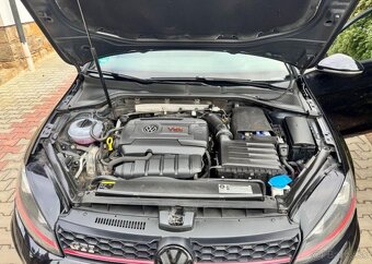 Volkswagen Golf 2,0GTi/162 KW Nový Motor 200km benzín - 11