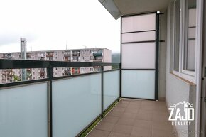 NA PREDAJ | 3i byt s balkónom, Jána Hollého v Trenčíne - 11