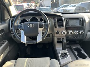 2016 Toyota Sequoia SR5 5,7 V8 4x4 7-miest podvozok +5cm - 11