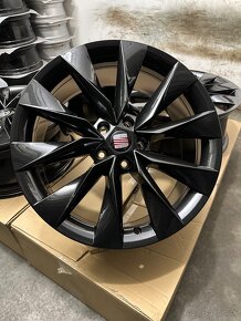 Nepoužité hliníkové disky 5x112 R19 Škoda Crystal Black - 11