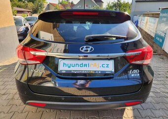 Hyundai i40 2.0-GDi-benzín-NAVI-KAMERA1 - 11