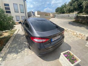 Ford Mondeo Mk5 2.0 TDCi - 11