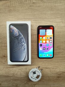 iPhone XR - čierny - ako nový v záruke - 11