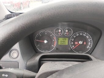 Ford Fusion 1.4 TDCi Comfort - 11