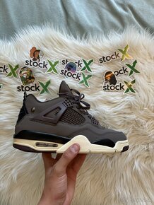 Jordan 4 - 11