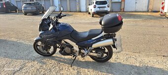 Suzuki DL1000 V-Strom - 11