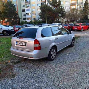 PREDÁM CHEVROLET LACETTI SW 1,6 BENZÍN - 11