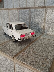 Lada 2106 žiguli kovový model mierka 1:18,mierka 1:24 - 11