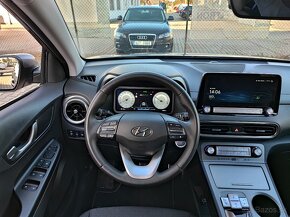 HYUNDAI KONA EV CZECH EDITION 150KW 64kWh, 2023, ZÁRUKA, DPH - 11