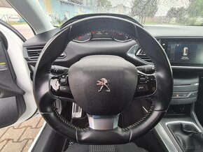 Peugeot 308 1.2 PureTech Allure 81kW - 11