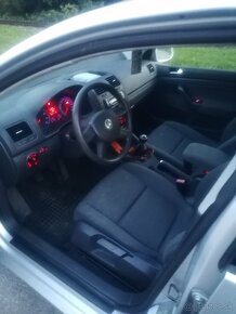 VW golf 5 1.4 fsi 66kw - 11