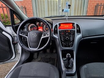 Opel Astra J 1.6 tdci - 11