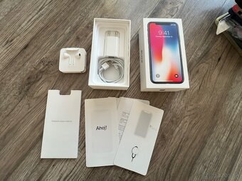 iPhone X 256GB Black - 11