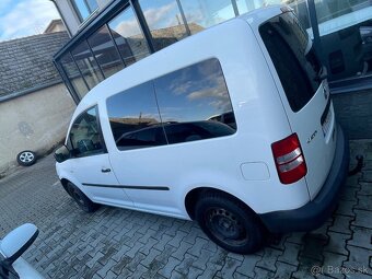 PREDAM VW CADDY 2011 1.6TDI CENA 4444€ AJ VYMENÍM - 11