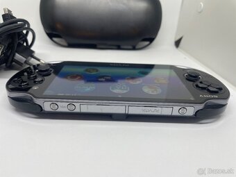 PS VITA PCH-1004 -OLED displej - 11