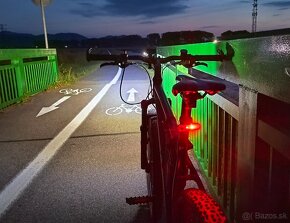 Profi LED SET svetlá na bicykel 1200LM, 17 režimov, 5600 mAh - 11