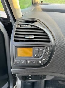 Citroën C4 Picasso - automat - 11