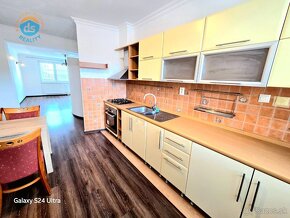 Exkluzívne na predaj rodinný dom + garáž, 252 m2, Nemšová - 11